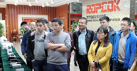 中石化西北油田分公司领导一行莅临罗普特集团参观考察