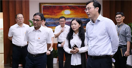 中国工商银行总行公司金融业务部副总经理李新彬一行赴罗普特集团调研考察