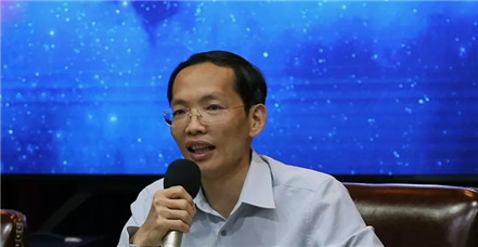 罗普特集团召开2019年中期干部大会