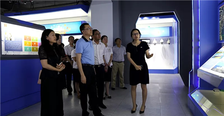 厦门银保监局局长张新潭一行赴罗普特调研指导工作