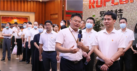 厦门市民政局局长洪全艺一行莅临罗普特集团调研指导 