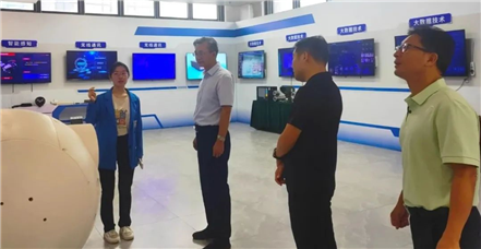 江西省抚州市南丰县委副书记、人民政府县长张沥泉一行莅临罗普特集团考察指导