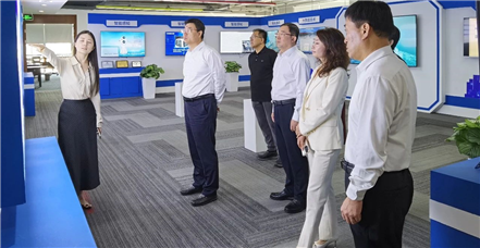山东省聊城市副市长王刚，聊城市东昌府区委副书记、区长江绍华一行莅临罗普特集团上海研发中心考察指导