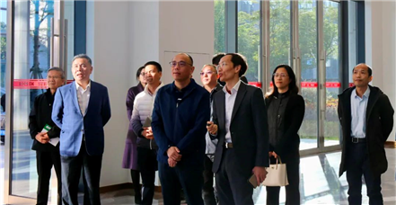 集美大学校长谢潮添一行莅临罗普特集团调研指导