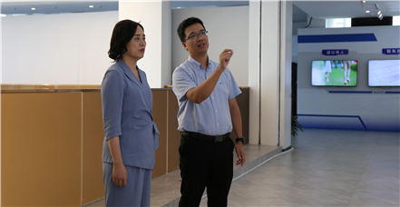 镇江市润州区委副书记、区长徐燕一行莅临罗普特集团考察指导